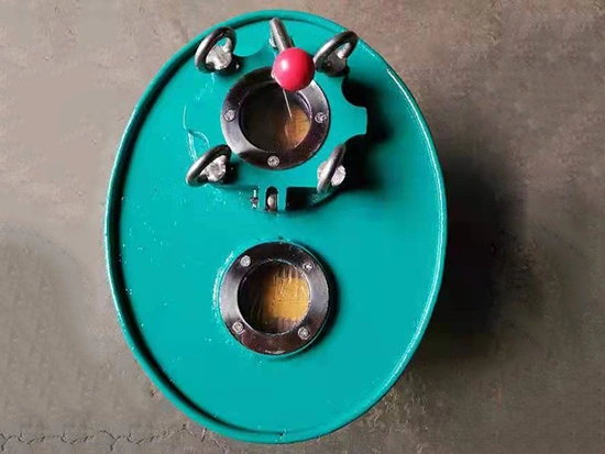 Penutup Manhole Berlapis Kaca