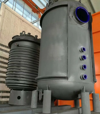 Reaktor skala besar dengan lebih banyak nozzle samping