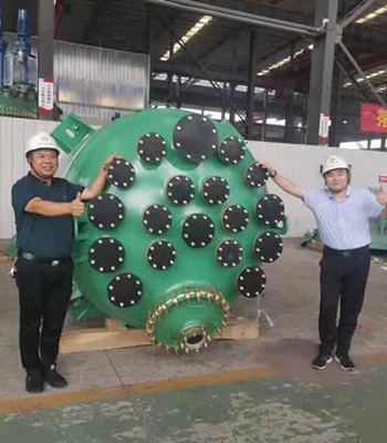 Reaktor berlapis kaca nozzle berganda (multi-nozzle) yang dikustomisasi