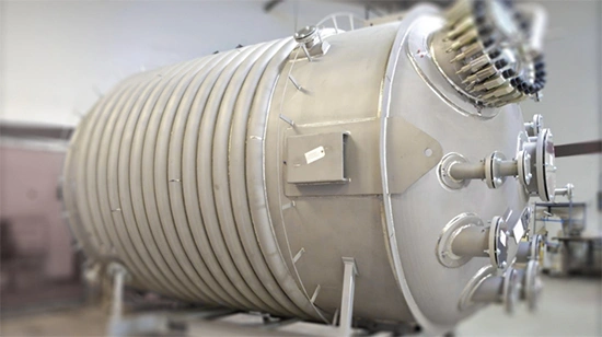 Reaktor Berjaket Setengah Pipa (Titanium)