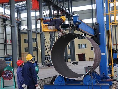 Mesin penggulung pelat