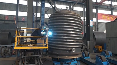 Pengelasan jaket pipa setengah kumparan